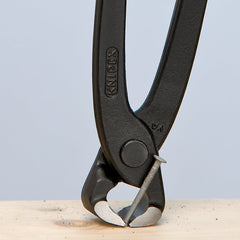 99 01 Series | Concreters Nipper | Coated Handle | Black Atramentized - (Various Sizes)