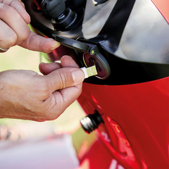 Honda® HF2417HME Premium 40 Inch Cutter Deck Dual Blade Ride on Lawn Mower Tractor with 300L Grass Bag Honda® HF2417HME Premium 40 Inch Cutter Deck Dual Blade Ride on Lawn Mower Tractor with 300L Grass Bag