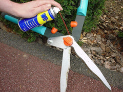 WD-40 Aerosol Lubricant Multi-Use Spray, 330 ml